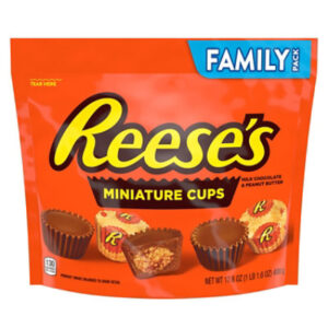 Reese's Miniatures Milk Chocolate Peanut Butter Cups Candy Family Pack - 17.6 Oz.