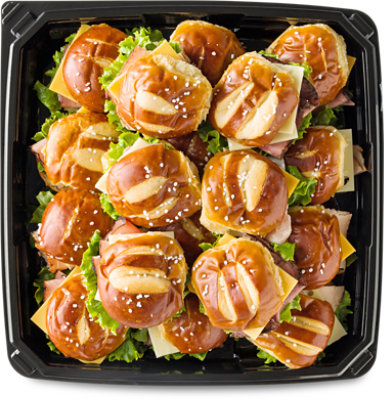 Signature SELECT 11 Inch Pretzel Slider Snack Square Tray 6 to 10 Count - Each