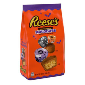 REESE'S Miniatures Milk Chocolate Peanut Butter Cups Halloween Candy Bag - 31 Oz